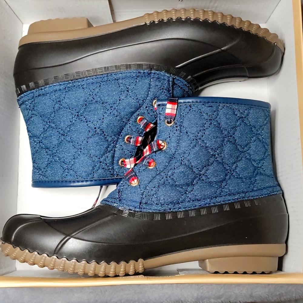 Rain boots